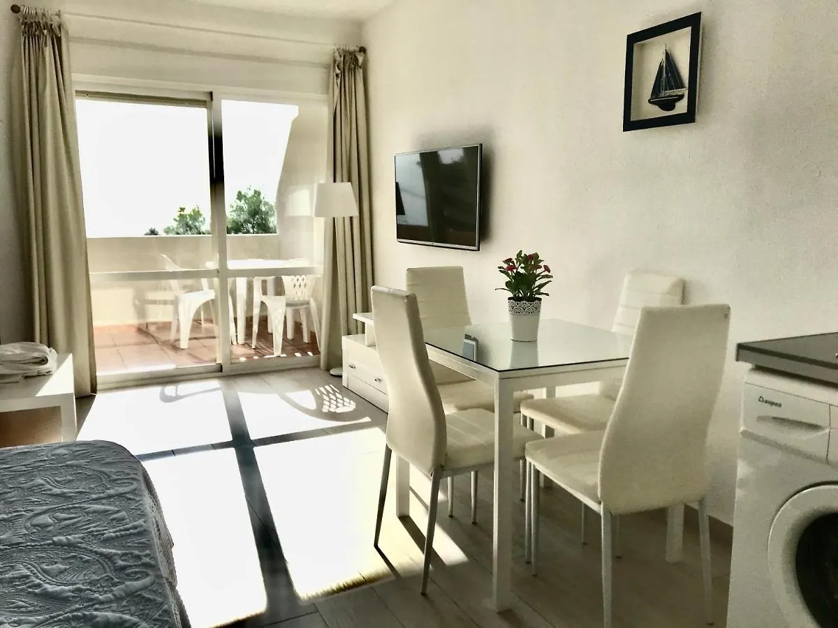 Apartment Estudios Y Apartamentos Benal Beach Benalmadena