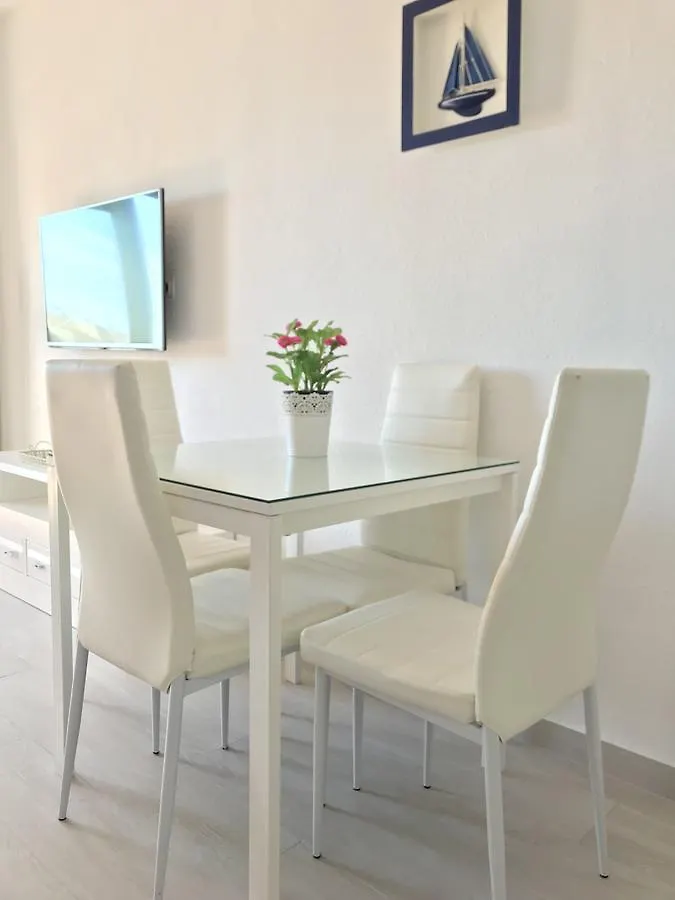 Estudios Y Apartamentos Benal Beach Benalmadena Apartment