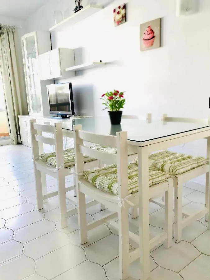 Apartment Estudios Y Apartamentos Benal Beach Benalmadena